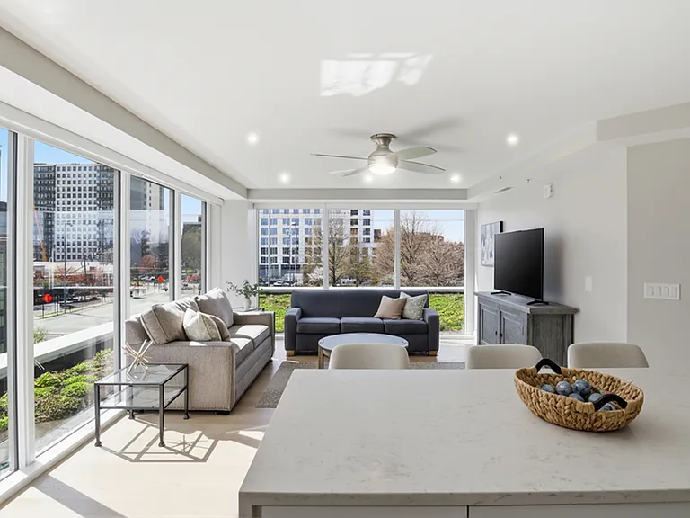 925 N Fairfax St #311 — Photo 1