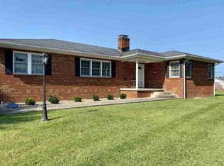 2511 Cambridge Dr, Flatwoods, KY 41139