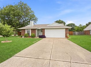 3612 Glenview Dr, Corinth, TX 76210