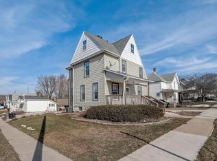2003 7th St, Monroe, WI 53566