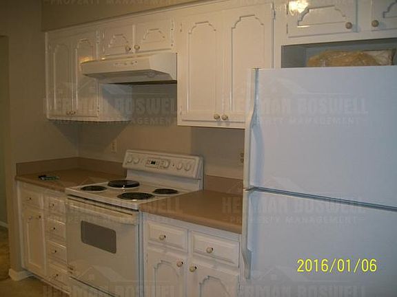 3rd image of 2315 Garden Park Ct