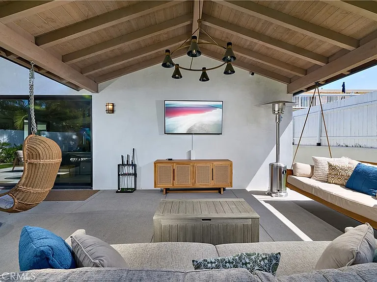 2140 Mountain Vista Dr — Photo 14