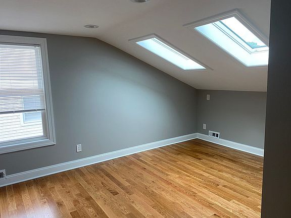 Attic bedroom 