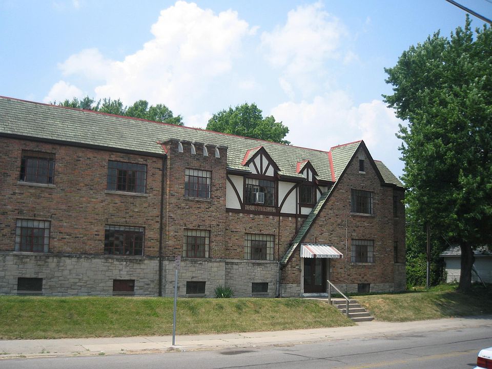 2nd image of 5303 Rhode Island Ave APT 8