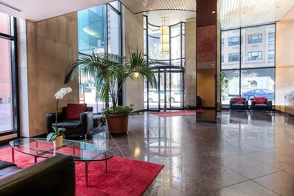 Rented by Compass | media 19