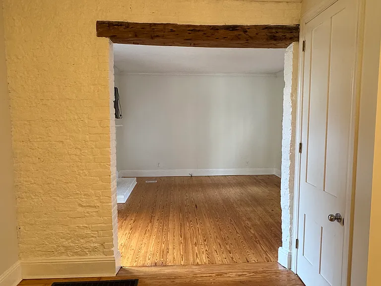 127 Jones St — Photo 9