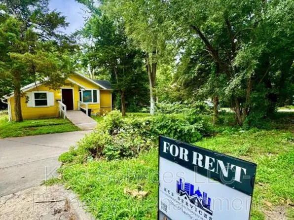 2215 E 81st St, Kansas City, MO 64132