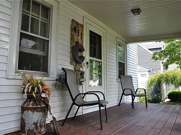 2nd image of 411 Peirson Ave
