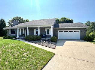 1639 Superior Ct, Sturgeon Bay, WI 54235