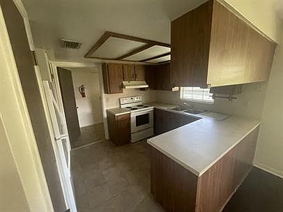 3rd image of 3443 16th Ave S