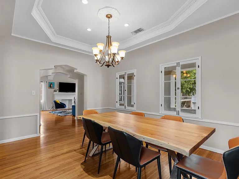 6233 W Orange St — Photo 3