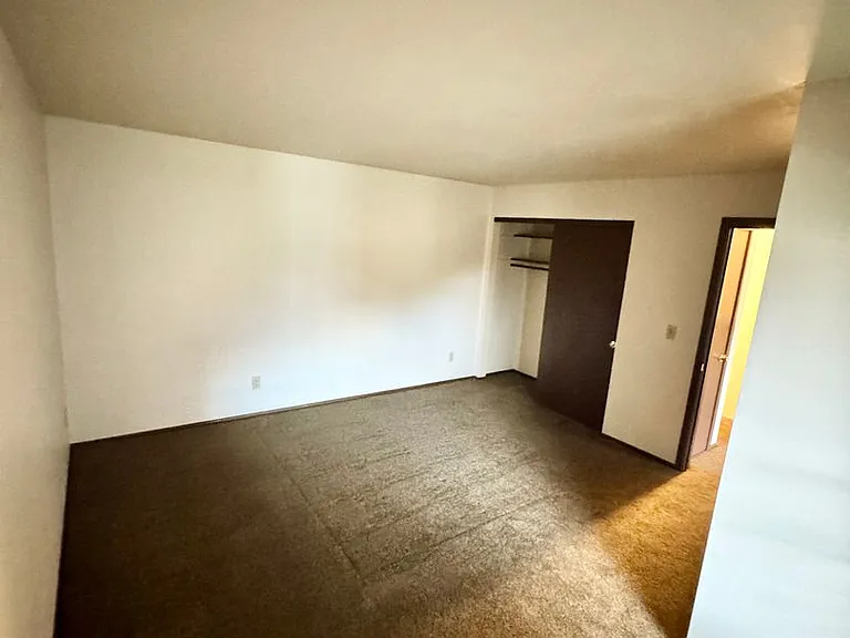 1515 Holiday Dr — Photo 28