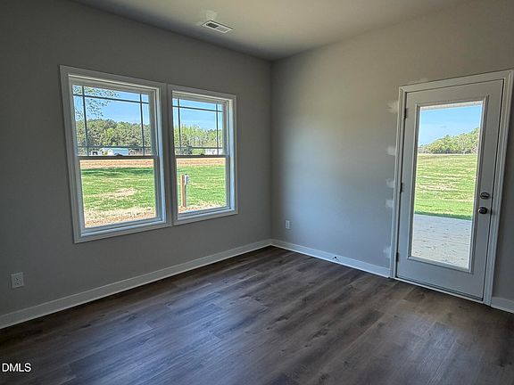 5th image of 25 Jacobs Ridge Dr