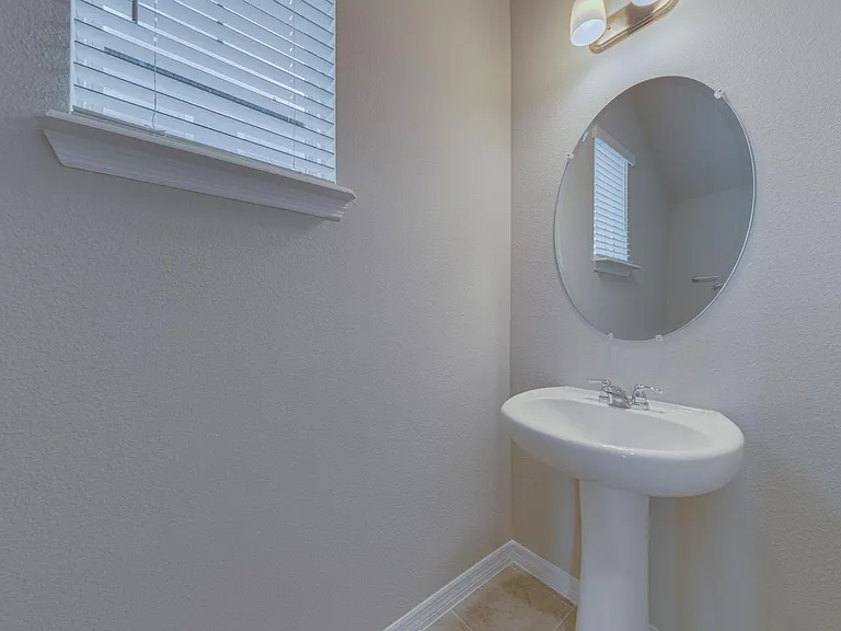 524 Venetian Palms Blvd — Photo 44