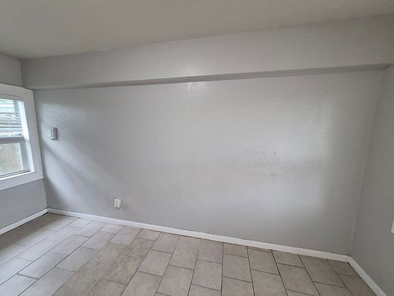 4th image of 115 Caldwell St APT 2