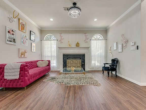 2nd image of 2838 Forestwood Dr