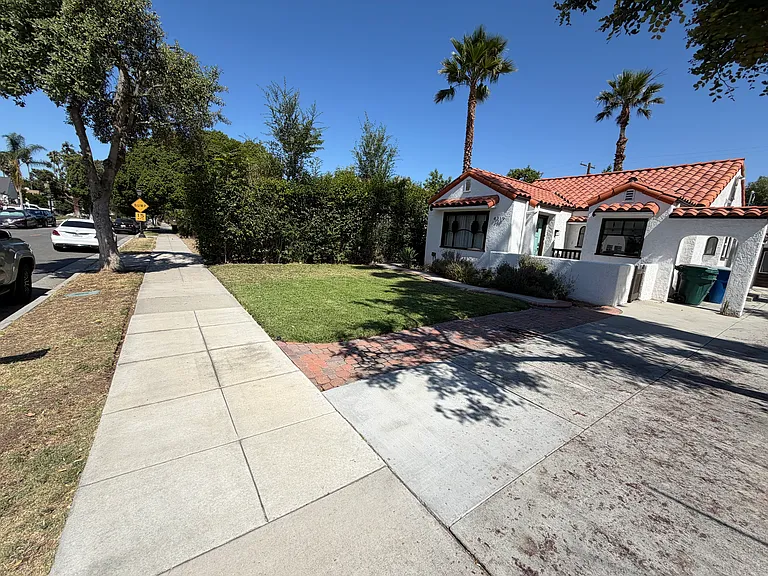 4219 Sunnyside Dr — Photo 16
