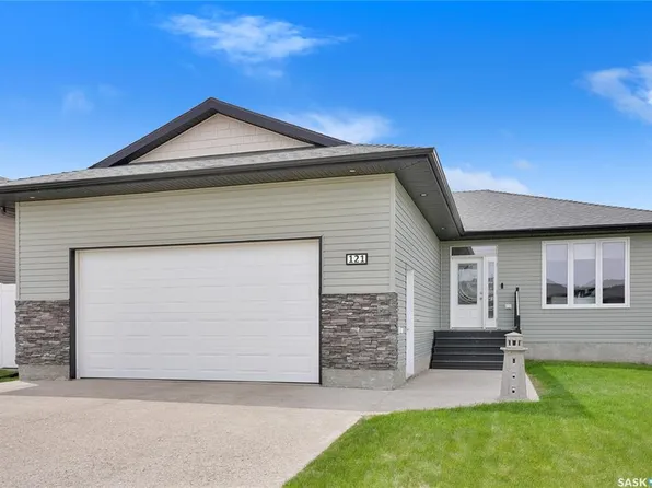 121 Everton CRESCENT, Moose Jaw, SK S6K 0A3