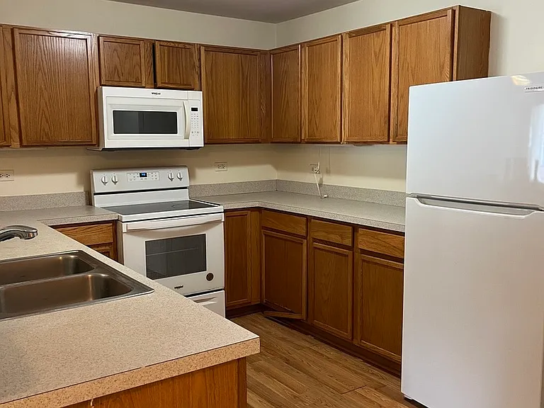 903 Silverstone Dr #903 — Photo 5