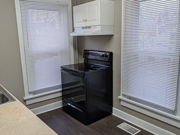 5th image of 3308 Central Ave #3