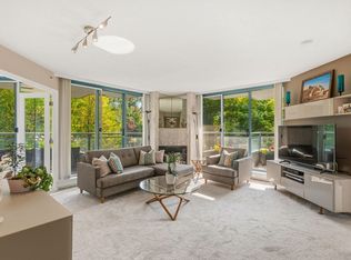 13353 108th Ave #203, Surrey, BC V3T 5T5