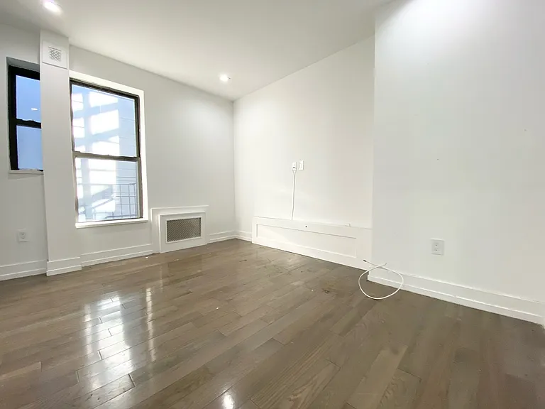 80 Delancey St #3G — Photo 2
