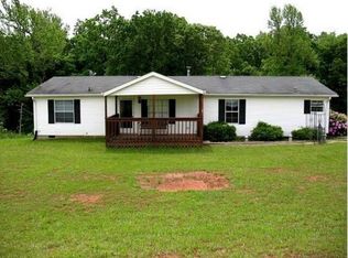 6752 Rocksprings Rd, Sutherlin, VA 24594