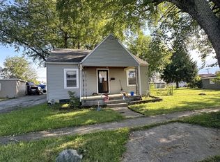 451 E Carl St, Winchester, IN 47394
