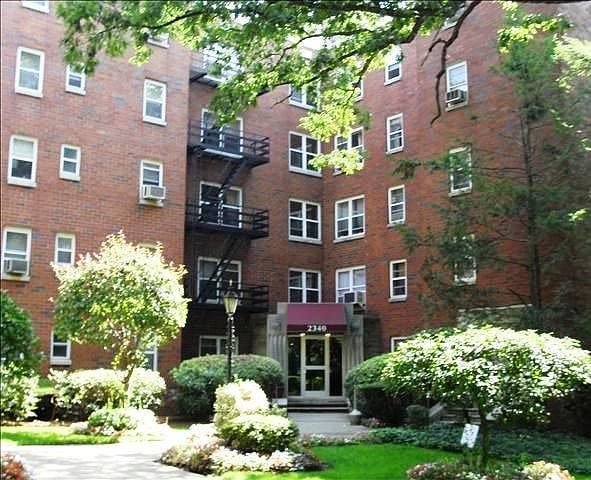 1st image of 2340 Linwood Ave #5F-405F