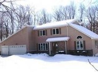 112 Castle Ln, Denver, IA 50622