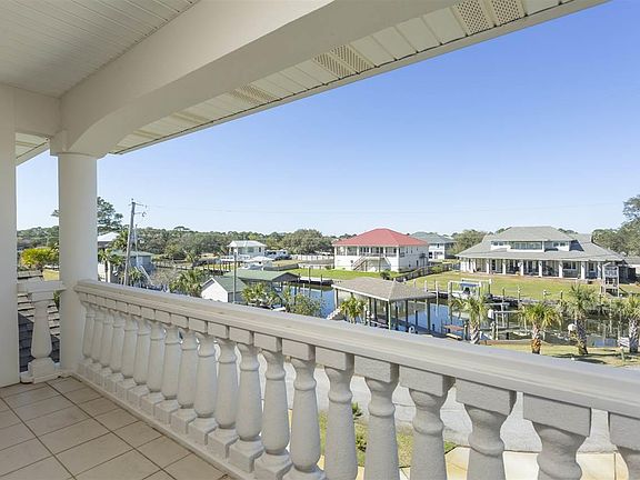 3rd image of 2701 Del Mar Dr