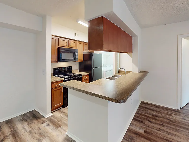 Lakewood Place — Photo 134