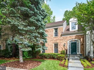 12229 Tildenwood Dr, Rockville, MD 20852