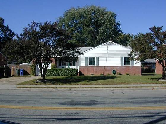 1st image of 343 Beechmont Dr