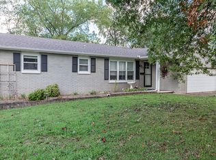 303 E Broadmoor St, Springfield, MO 65807