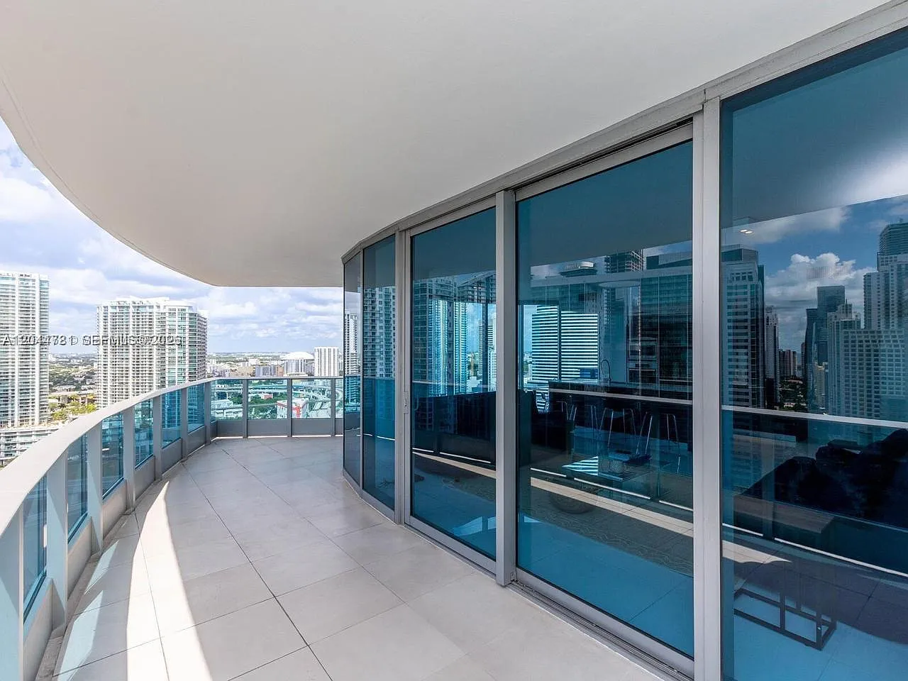 Epic West Condo — Photo 2
