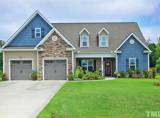 60 Squire St, Fuquay Varina, NC 27526