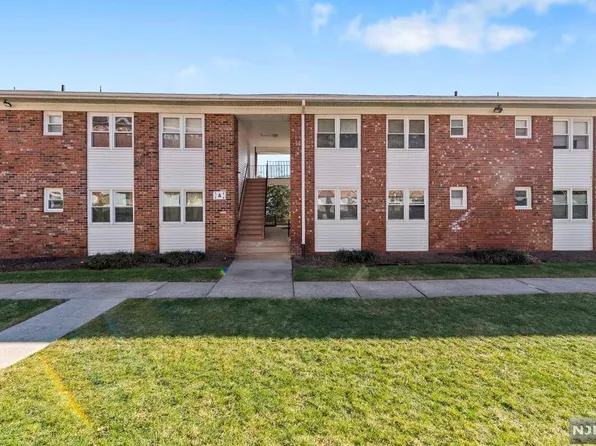 100 Pierson Miller Dr APT A6, Pompton Lakes, NJ 07442