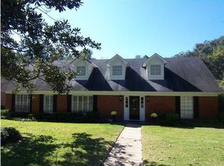 521 Ridgelawn Dr W, Mobile, AL 36608