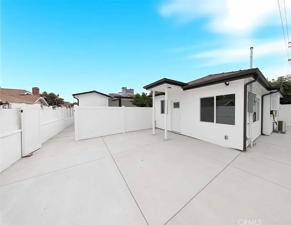 1 bed, 600 sqft, $2,700 — Photo 1