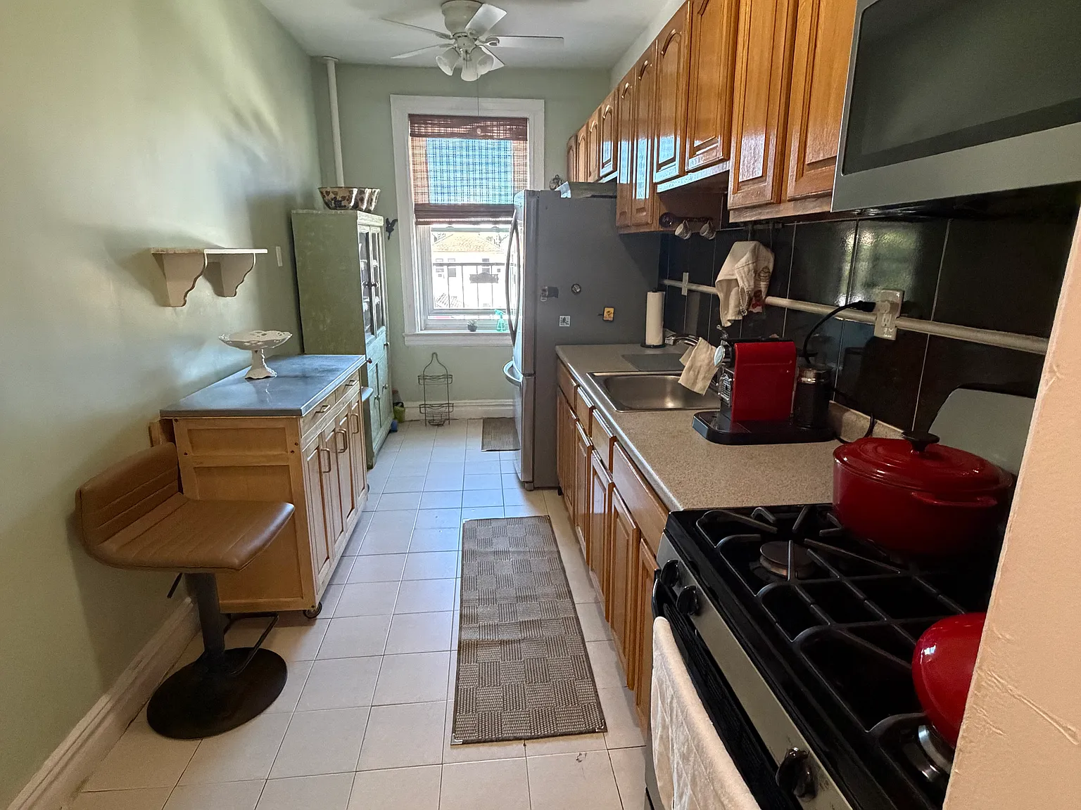 1 bed, 664 sqft, $2,200 — Photo 3