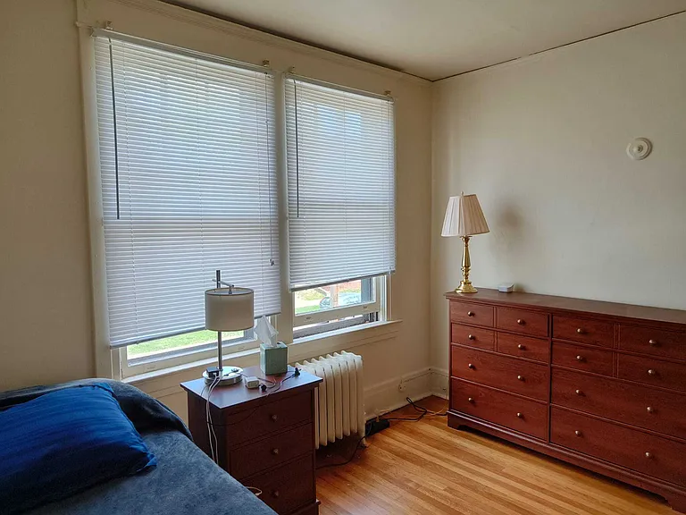 538 Myrtle Ave — Photo 4