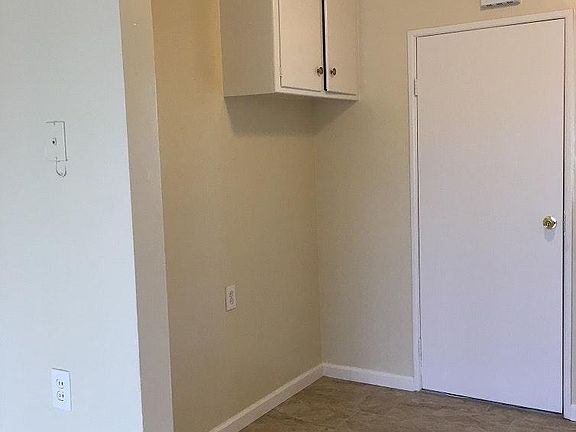 2nd image of 1203 W 120th St APT B