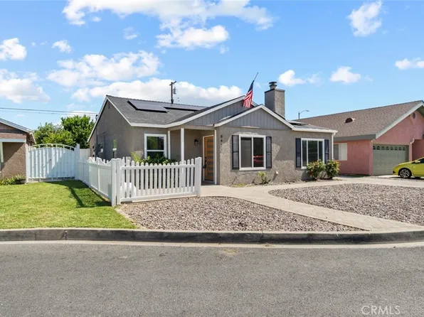 8411 Comolette St, Downey, CA 90242