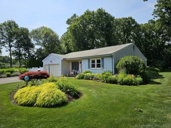 40 Sylvia Court, Southington, CT 06479
