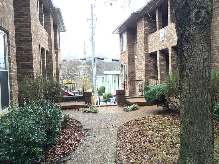 2009 Convent Pl — Photo 1