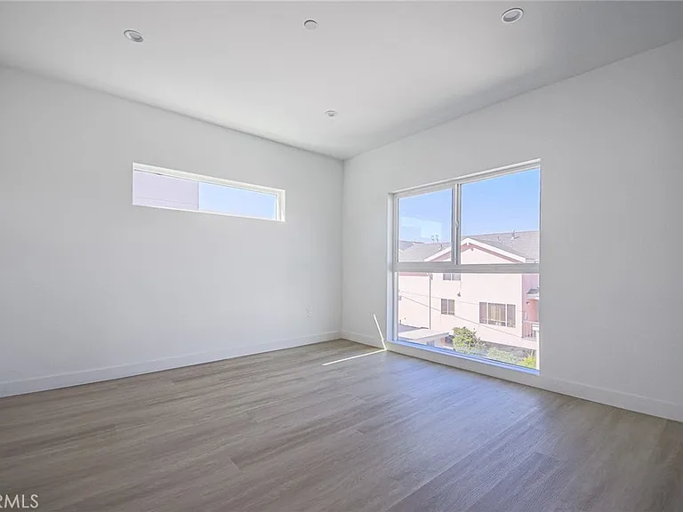 5265 Cartwright Ave #5263-1/2 — Photo 27
