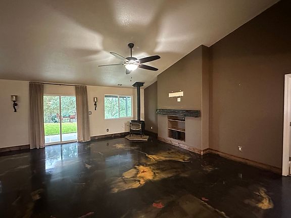 3rd image of 2384 Choctaw Rd