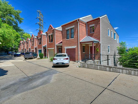 3rd image of 1226 Riverview Pl