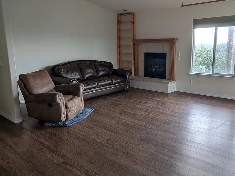 Living room - gas fireplace does not work